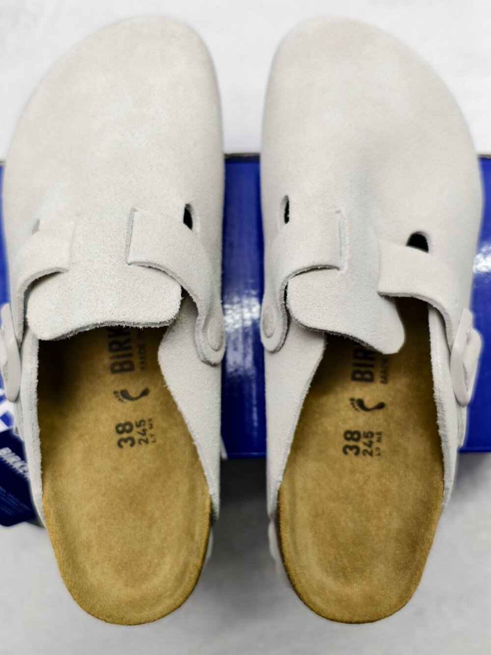 🍬Women's White Suede Birkenstock Boston Shoes - Narrow Fit